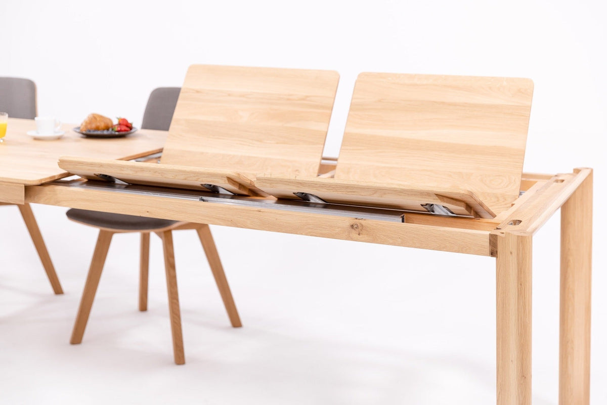 Dita solid oak extending dining table | VESKOR