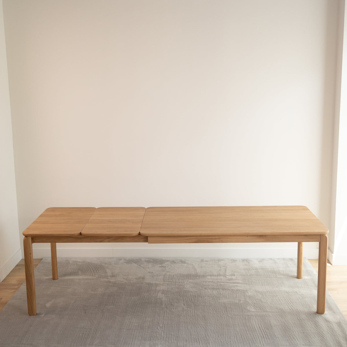 GOLF solid oak extendable dining table | VESKOR