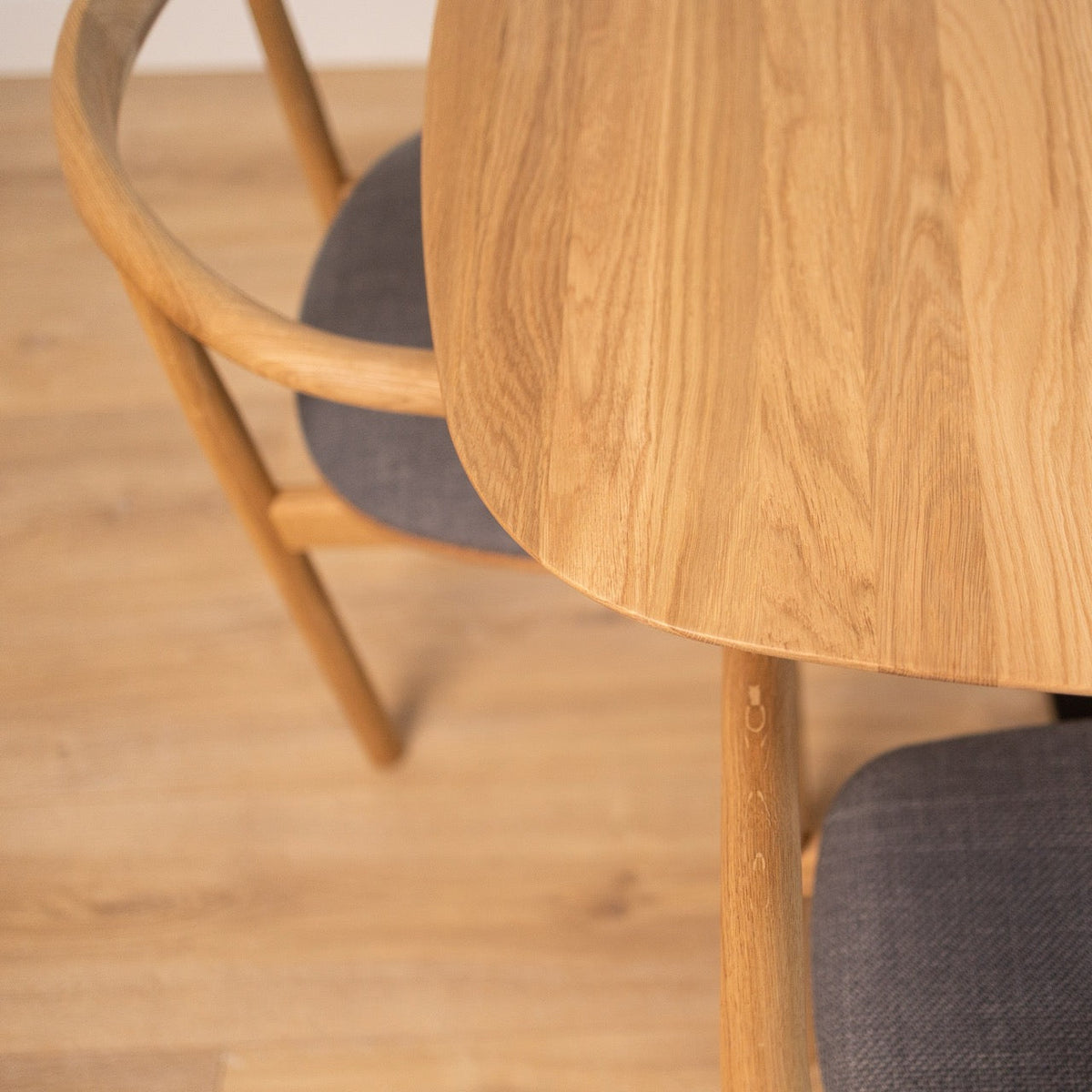 Mesa de comedor extensible madera maciza de roble LUNA | VESKOR