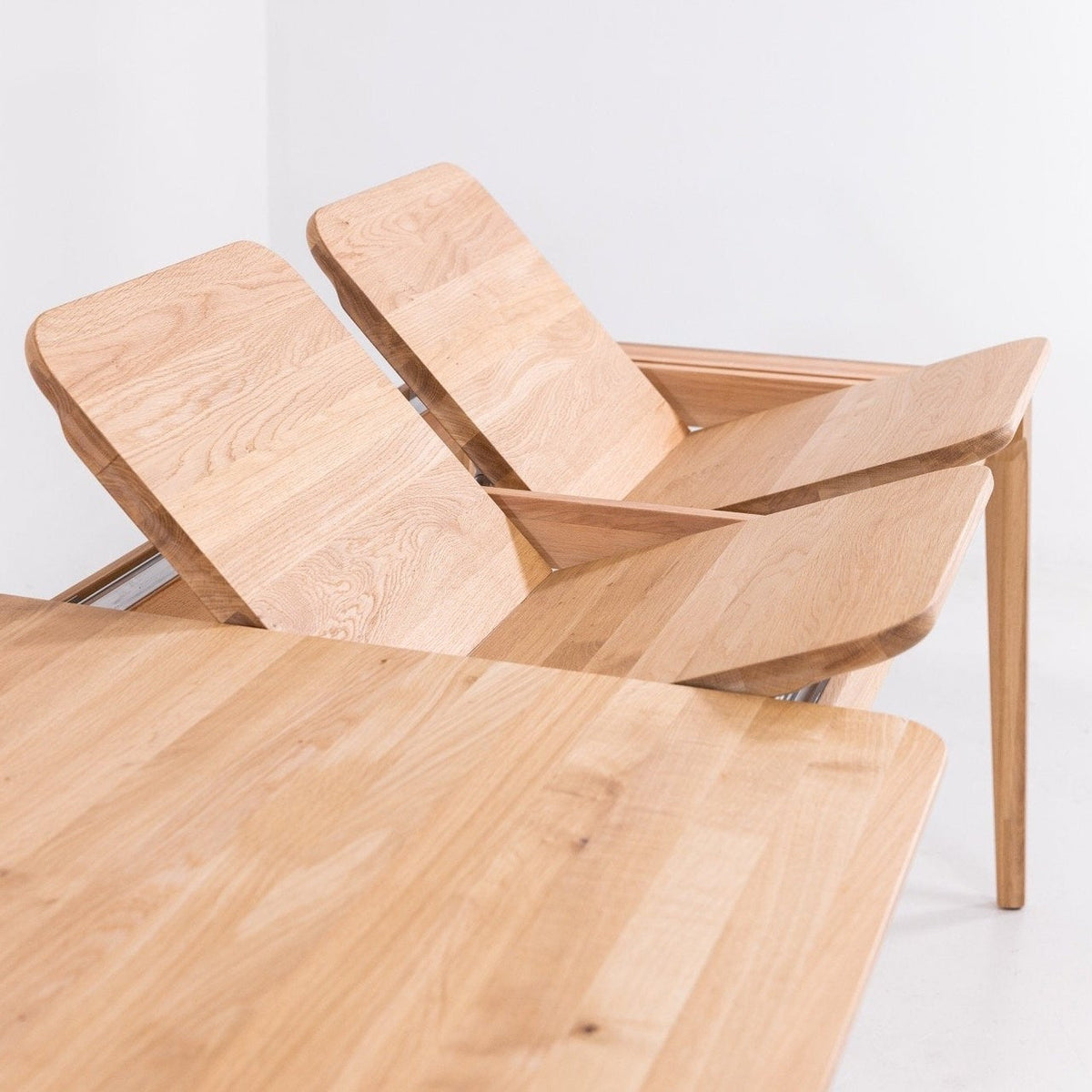 Mesa de comedor extensible de madera maciza de roble TOKIO | VESKOR