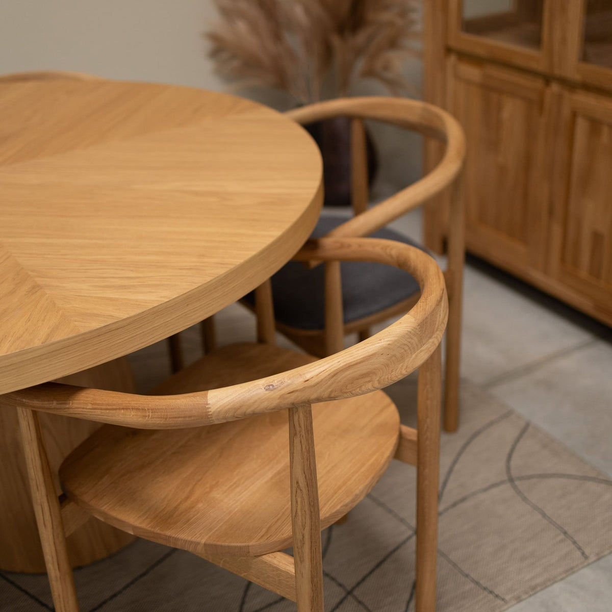 Pack de 2 o 4 sillas de madera maciza de roble Lea | VESKOR