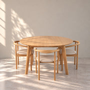 Mesa de comedor de madera maciza de Roble redonda extensible Saga | VESKOR