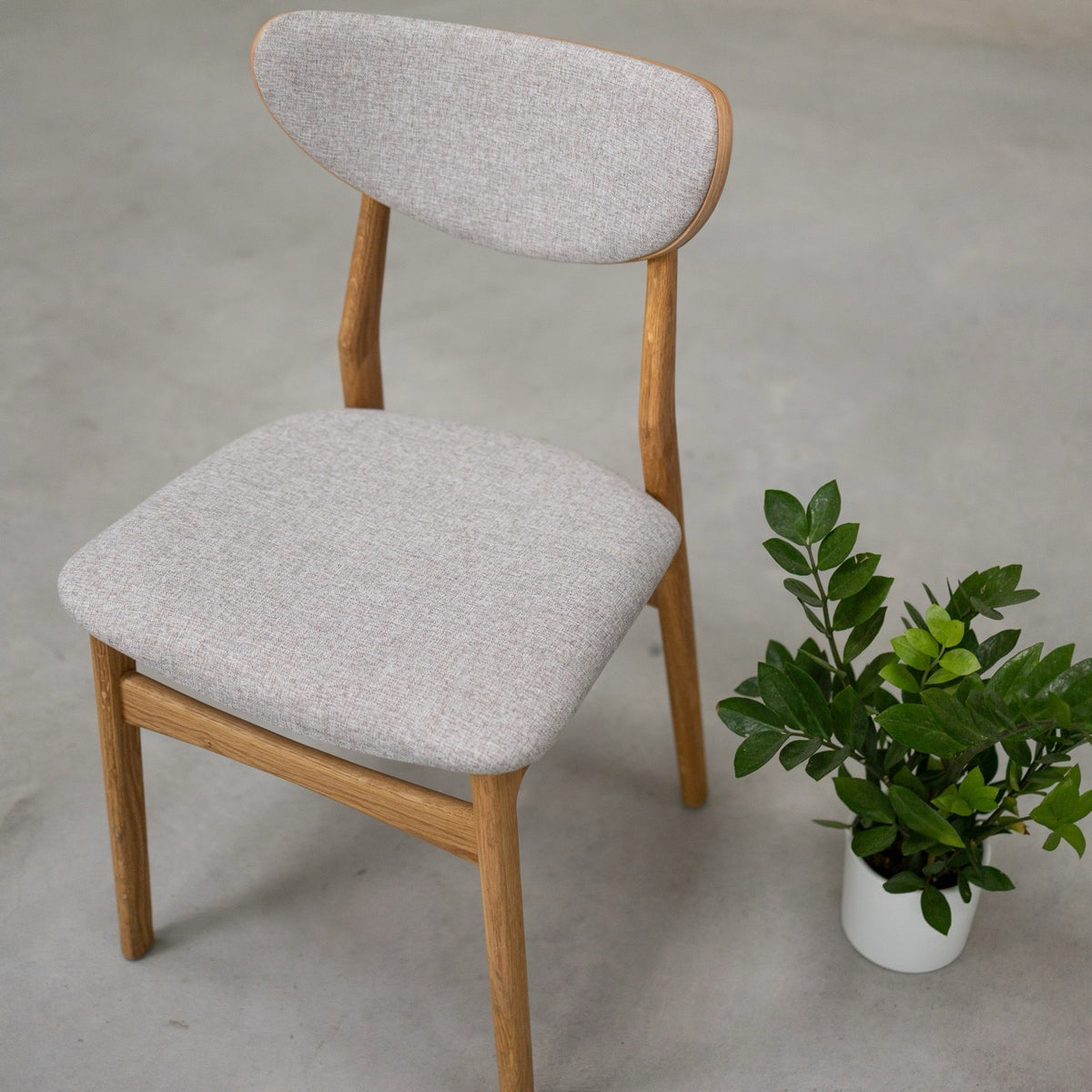 Pack de 2 o 4 sillas de madera maciza de roble Maxwell | VESKOR