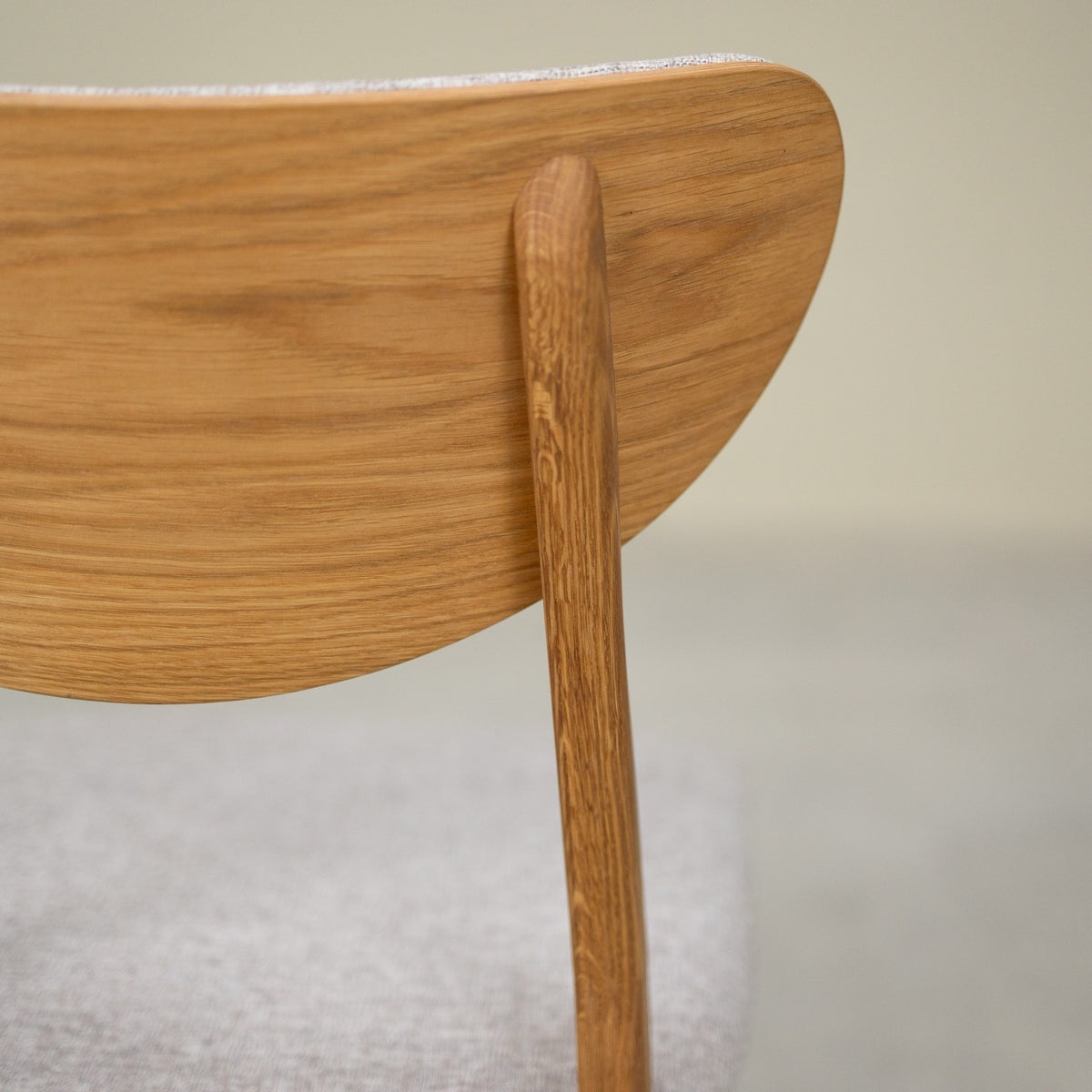 Pack de 2 o 4 sillas de madera maciza de roble Maxwell | VESKOR
