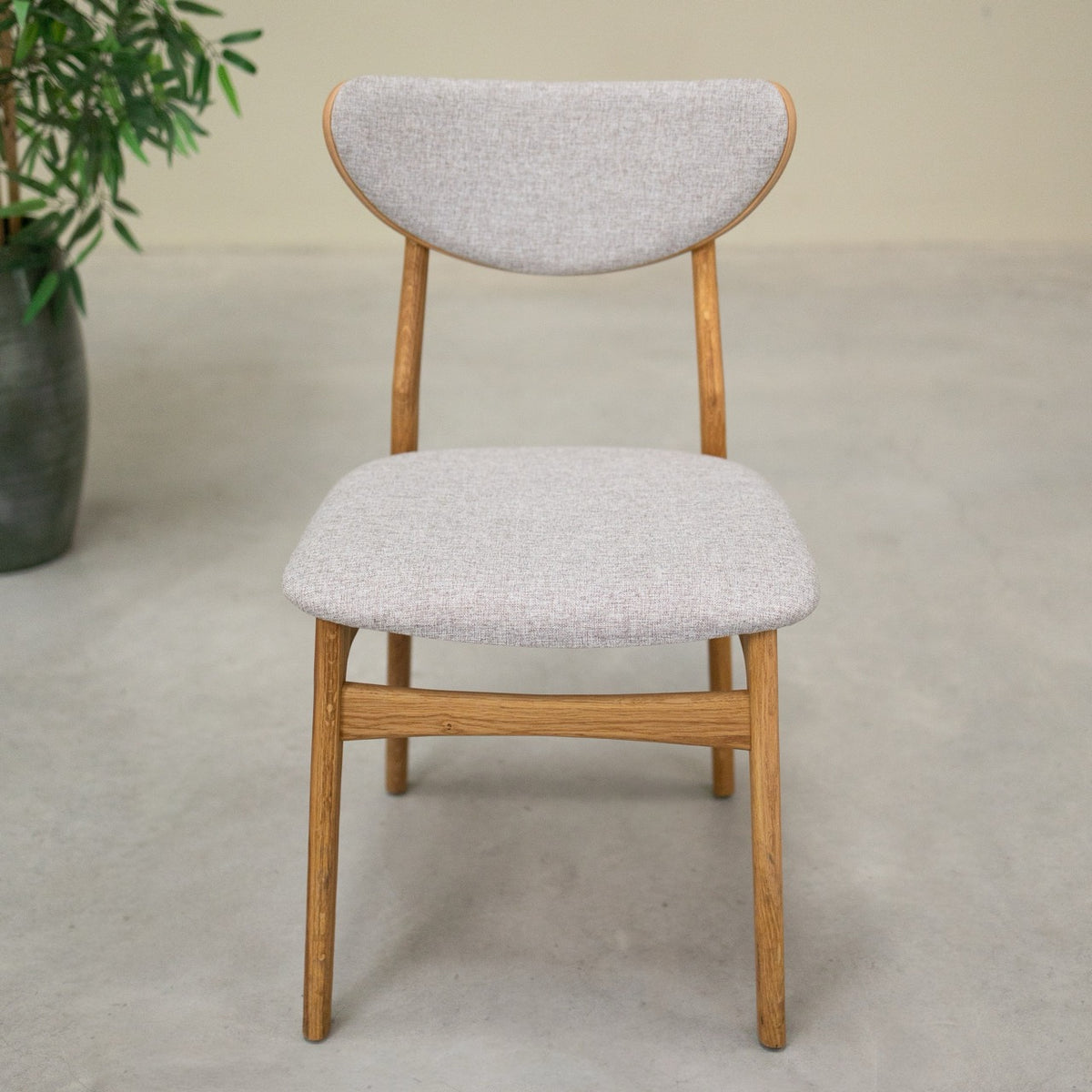Pack de 2 o 4 sillas de madera maciza de roble Maxwell | VESKOR