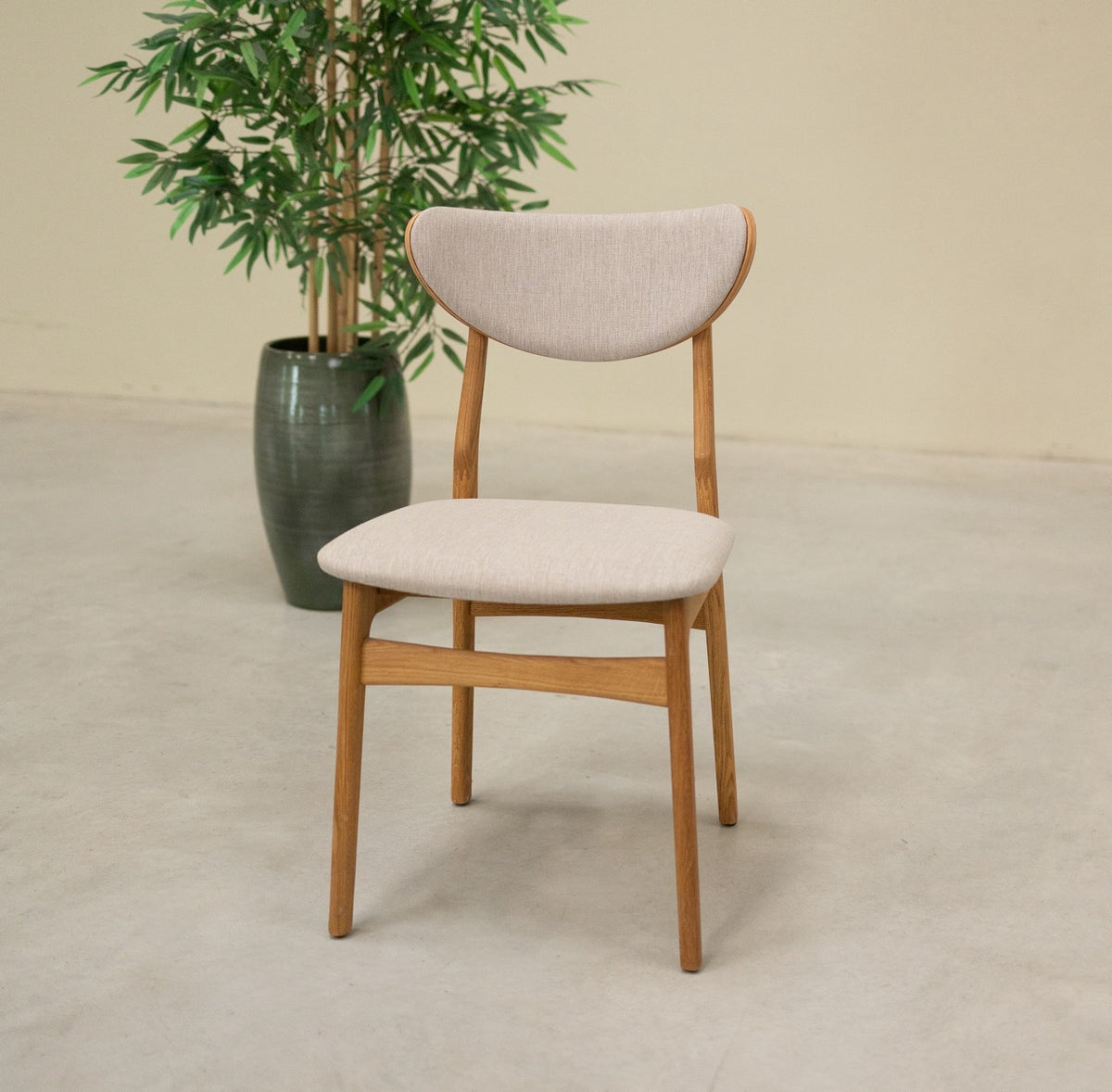 Pack de 2 o 4 sillas de madera maciza de roble Maxwell | VESKOR
