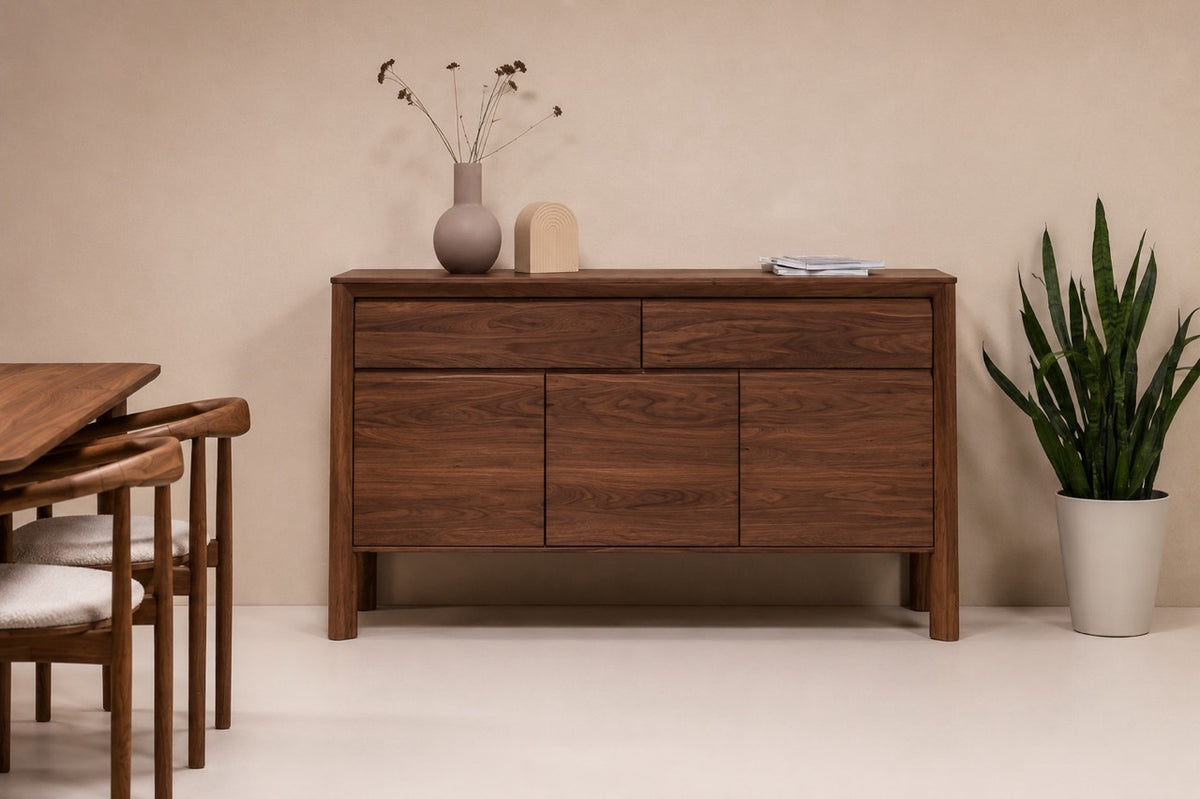 Aparador de madera maciza de Nogal Dita 90 | VESKOR