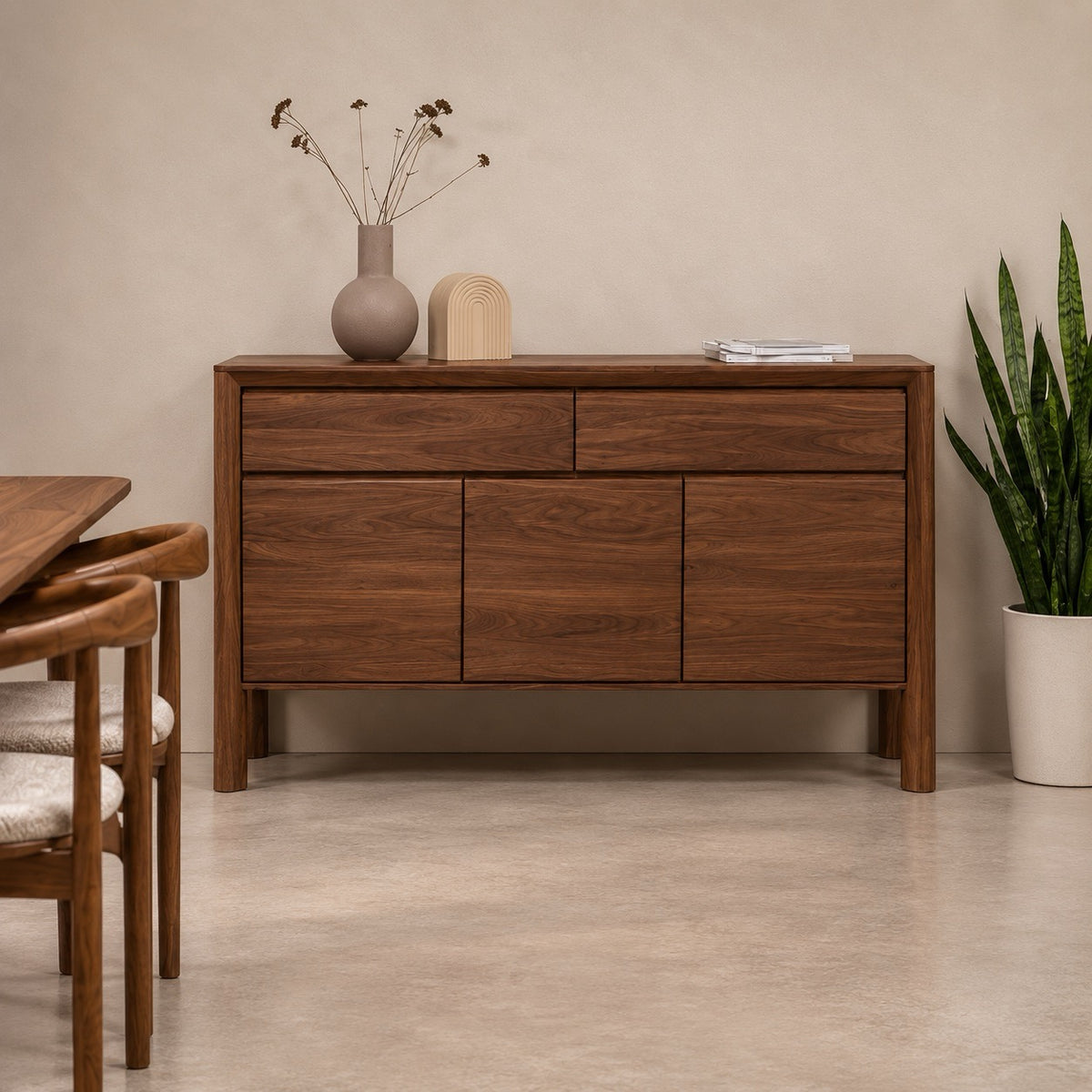 Aparador de madera maciza de Nogal Dita 90 | VESKOR