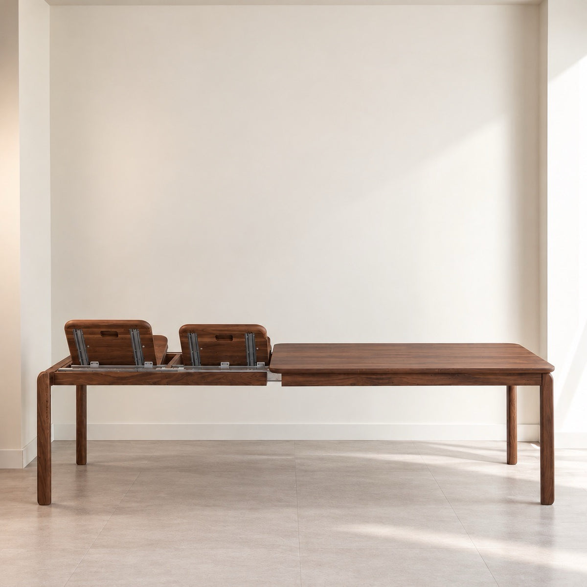 Mesa de comedor de madera maciza de nogal extensible Golf | VESKOR